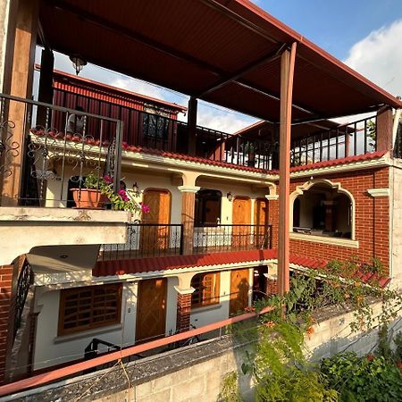 Posada Don Miguel Panajachel Ngoại thất bức ảnh